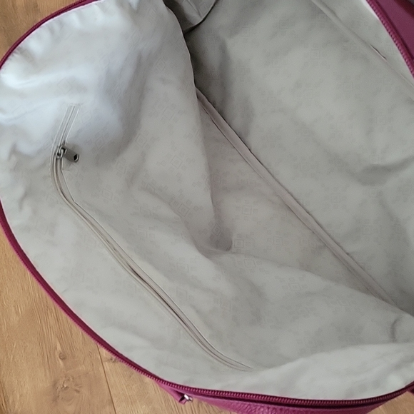 Thirty-One Crushed Berry All Weekend Exclusive Tote - Picture 6 of 6